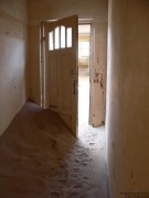 1102_042_Kolmanskuppe * 768 x 1024 * (155KB)